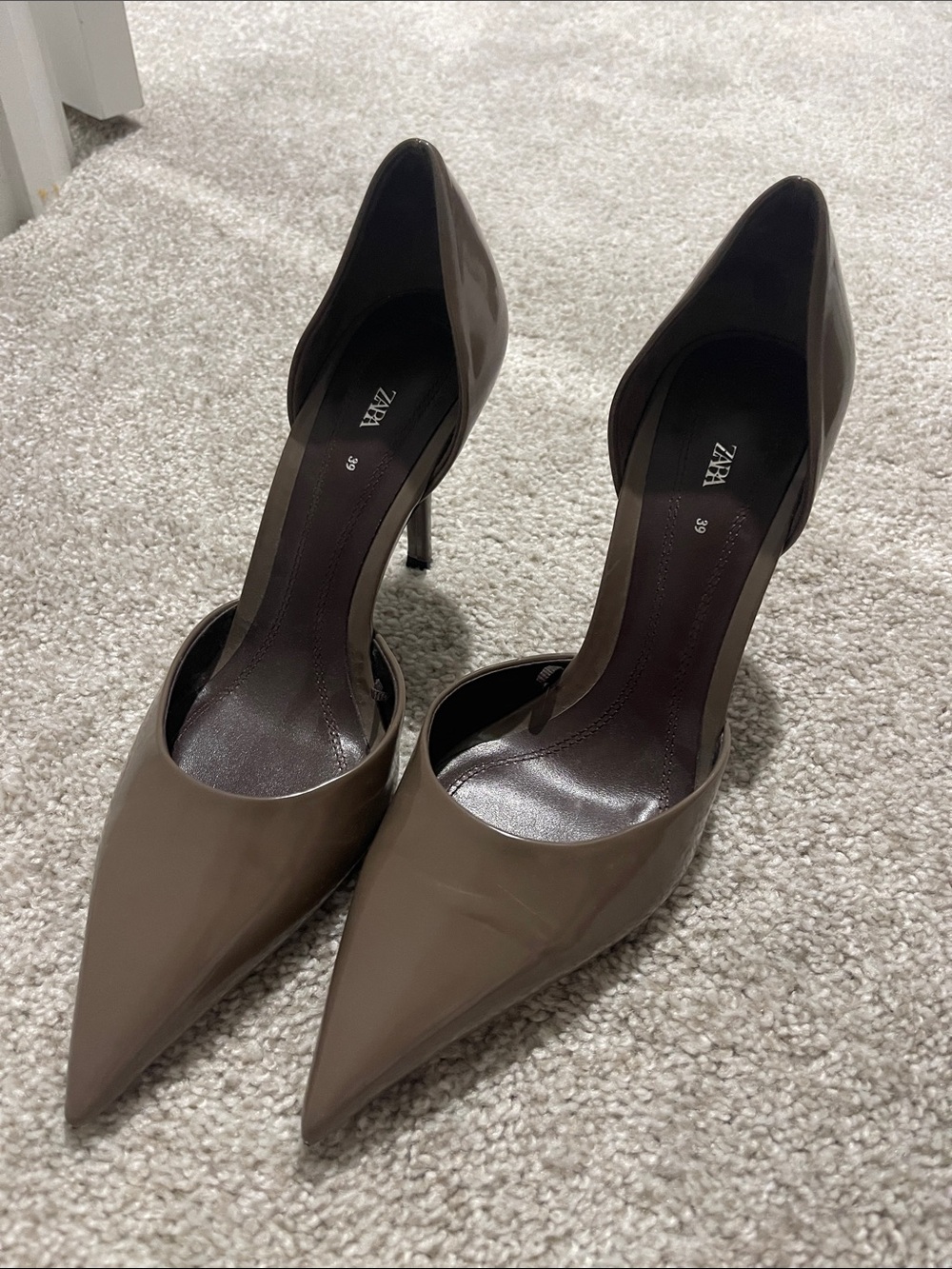 Taupe ZARA pointed heels